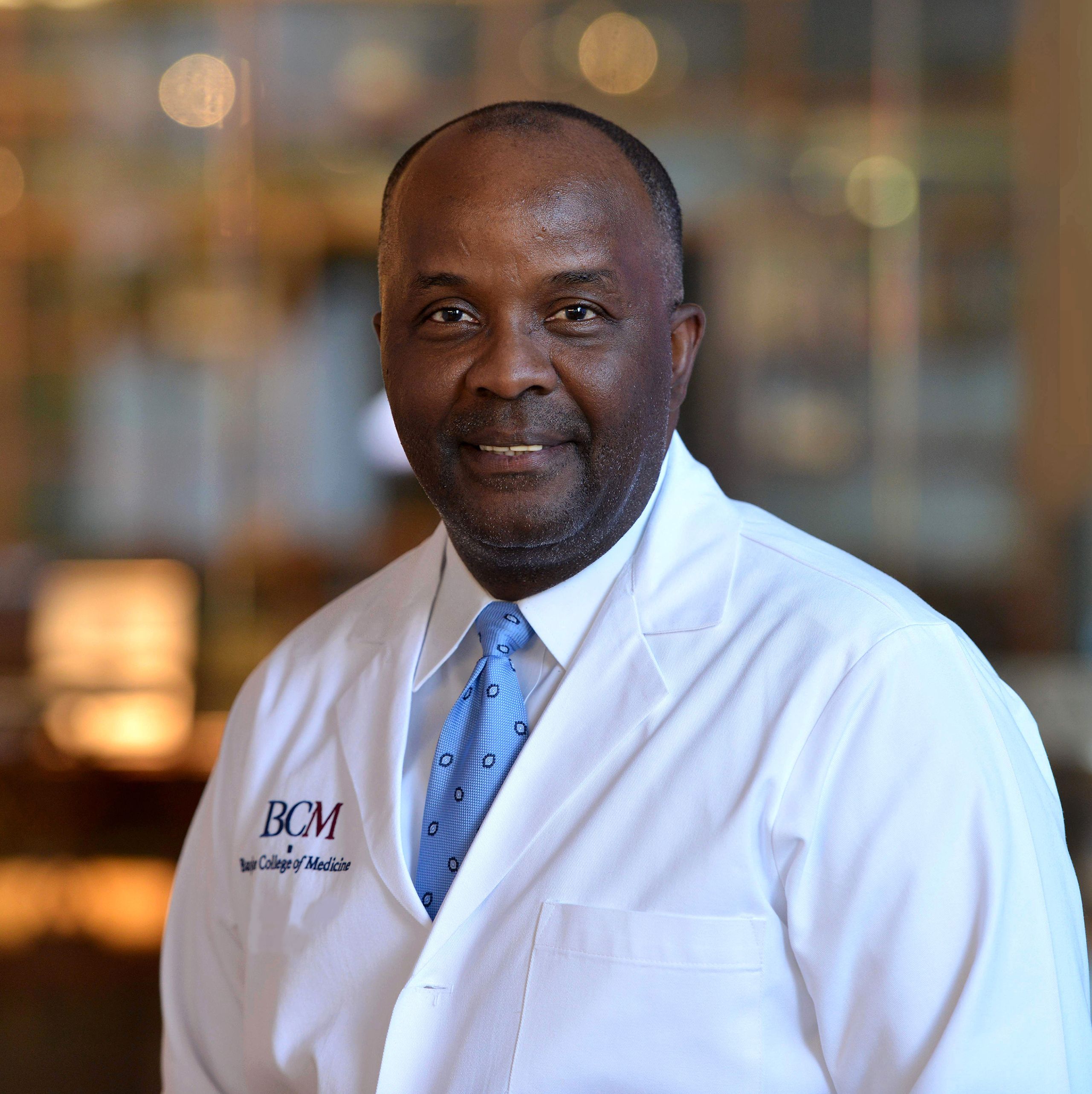 Antonio R Mott, M.D.