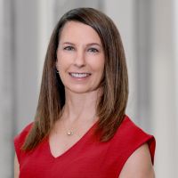 Headshot of Melanie McNeal